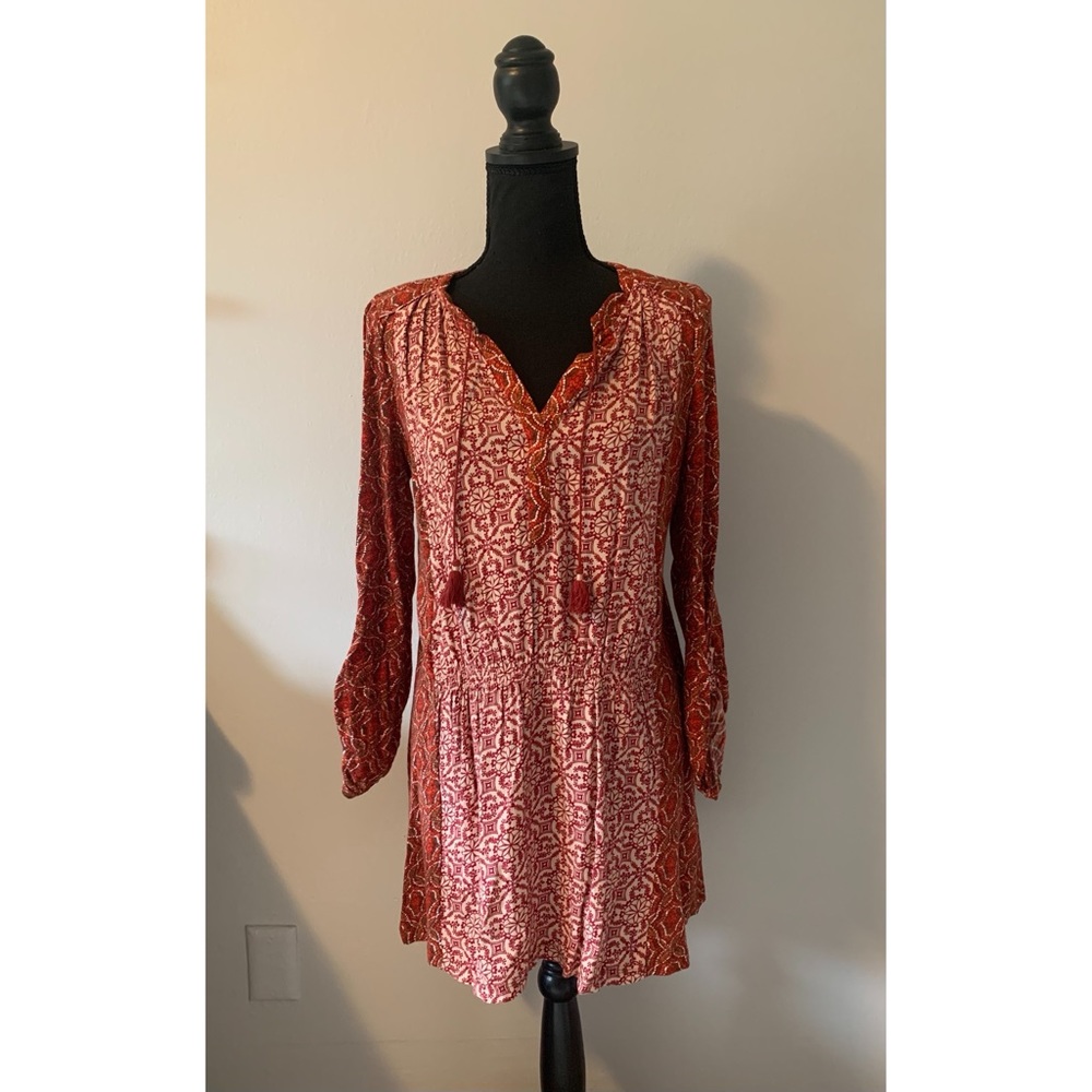 Anthropologie shirt, floral tunic with elastic waist and tassel ties